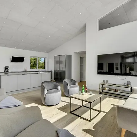 Σπίτι διακοπών Gorgeous In With Sauna *